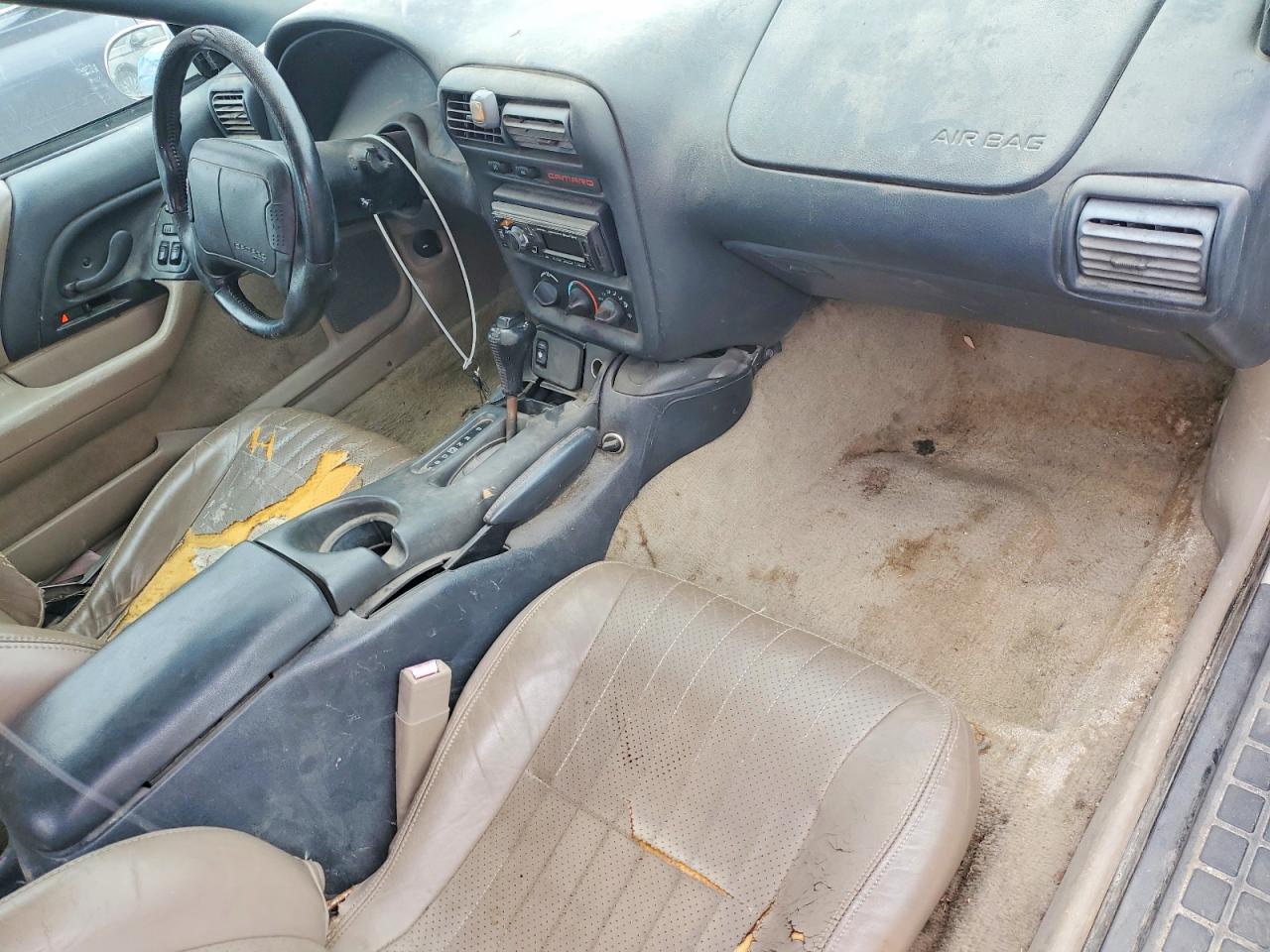 1997 Chevrolet Camaro Base Белый vin: 2G1FP32K2V2106454