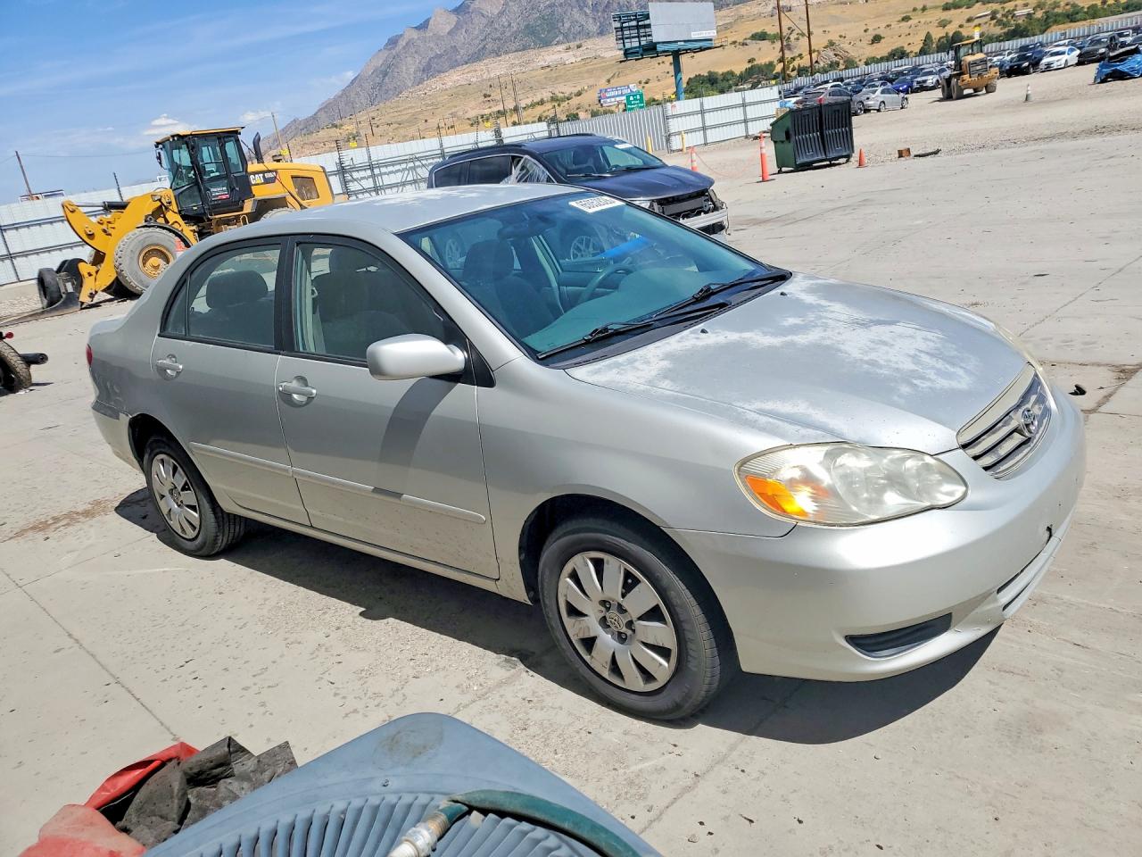2004 Toyota Corolla Le Silver vin: 1NXBR38E54Z281013