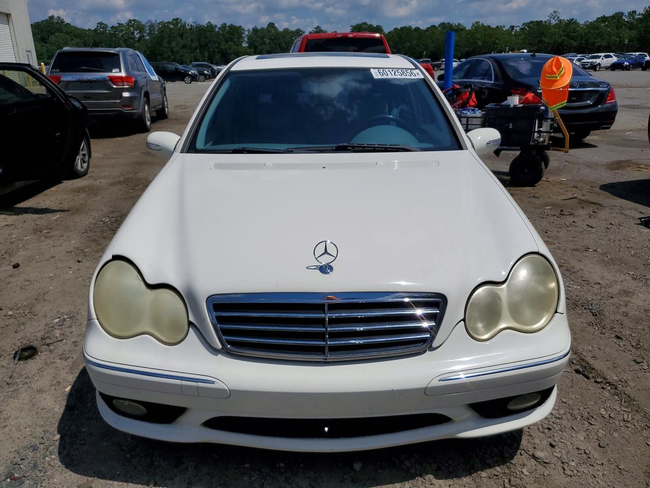 2006 Mercedes-benz C 230 Белый vin: WDBRF52H06A856311