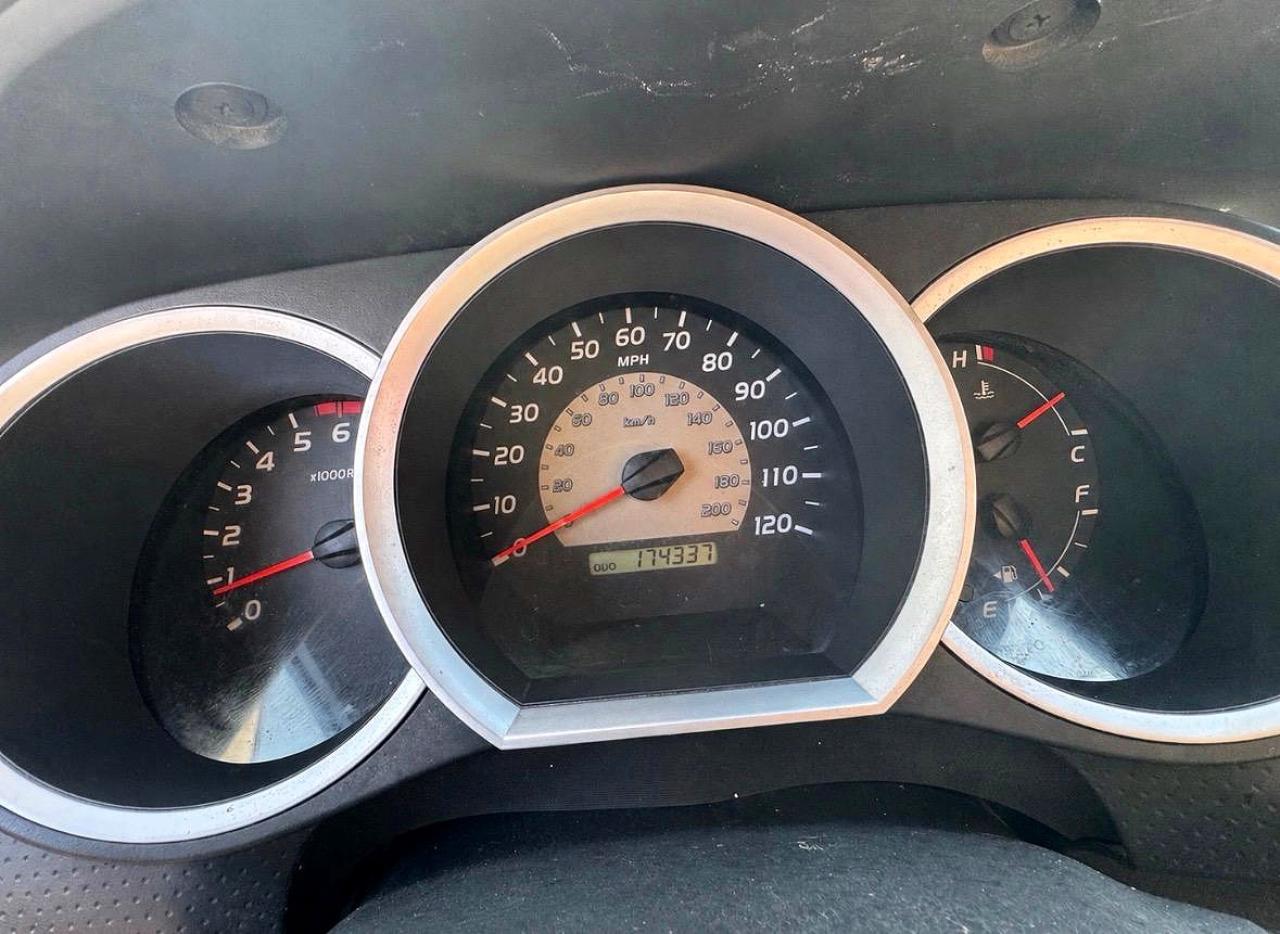 2008 Toyota Tacoma V6 Red vin: 5TEUU42N88Z487630