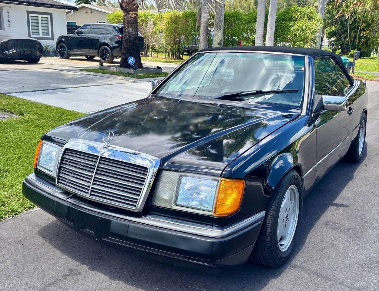 1993 Mercedes-benz 300 Cecv Black vin: WDBEA66E7PB922559