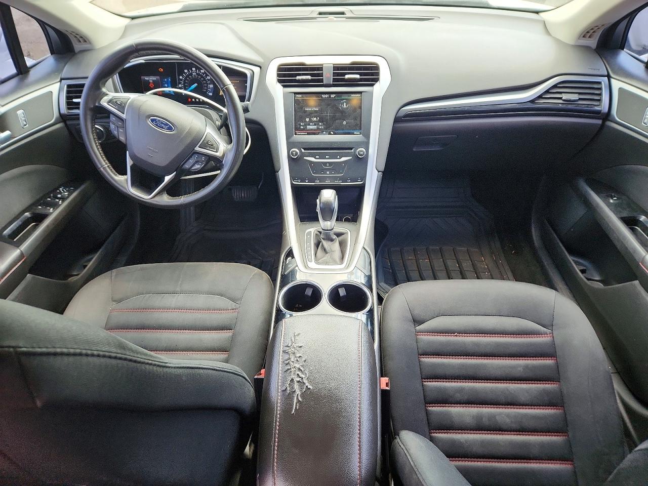 2013 Ford Fusion Se Белый vin: 3FA6P0HR6DR279135