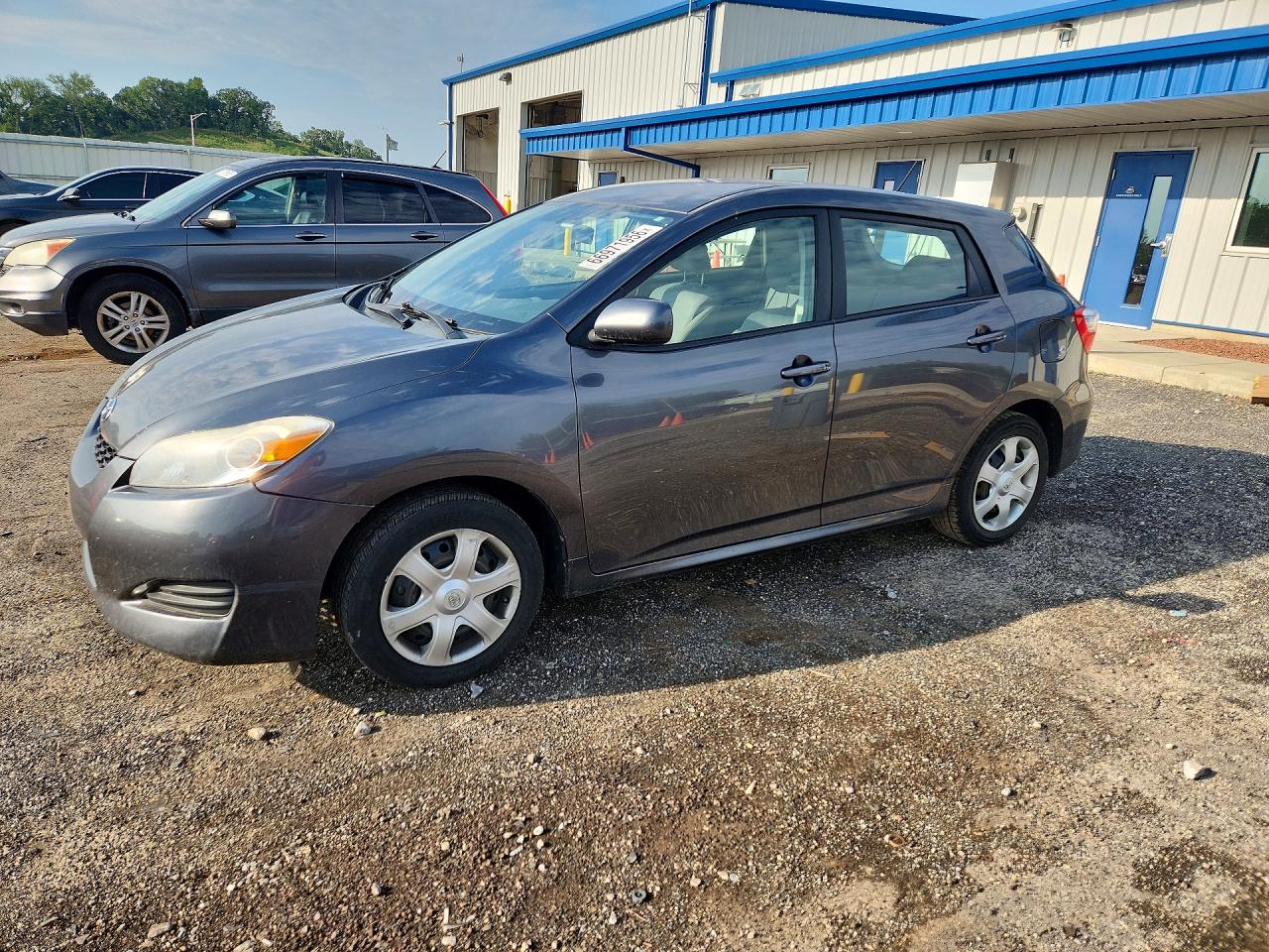 2010 Toyota Matrix Base Gray vin: 2T1KU4EE1AC316992