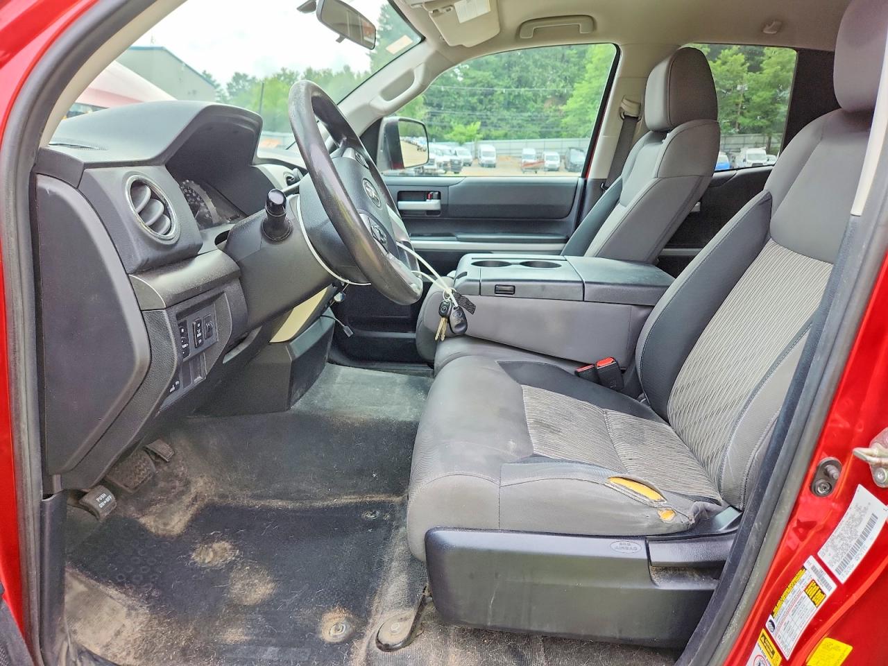2014 Toyota Tundra Sr5 Red vin: 5TFUM5F10EX051063