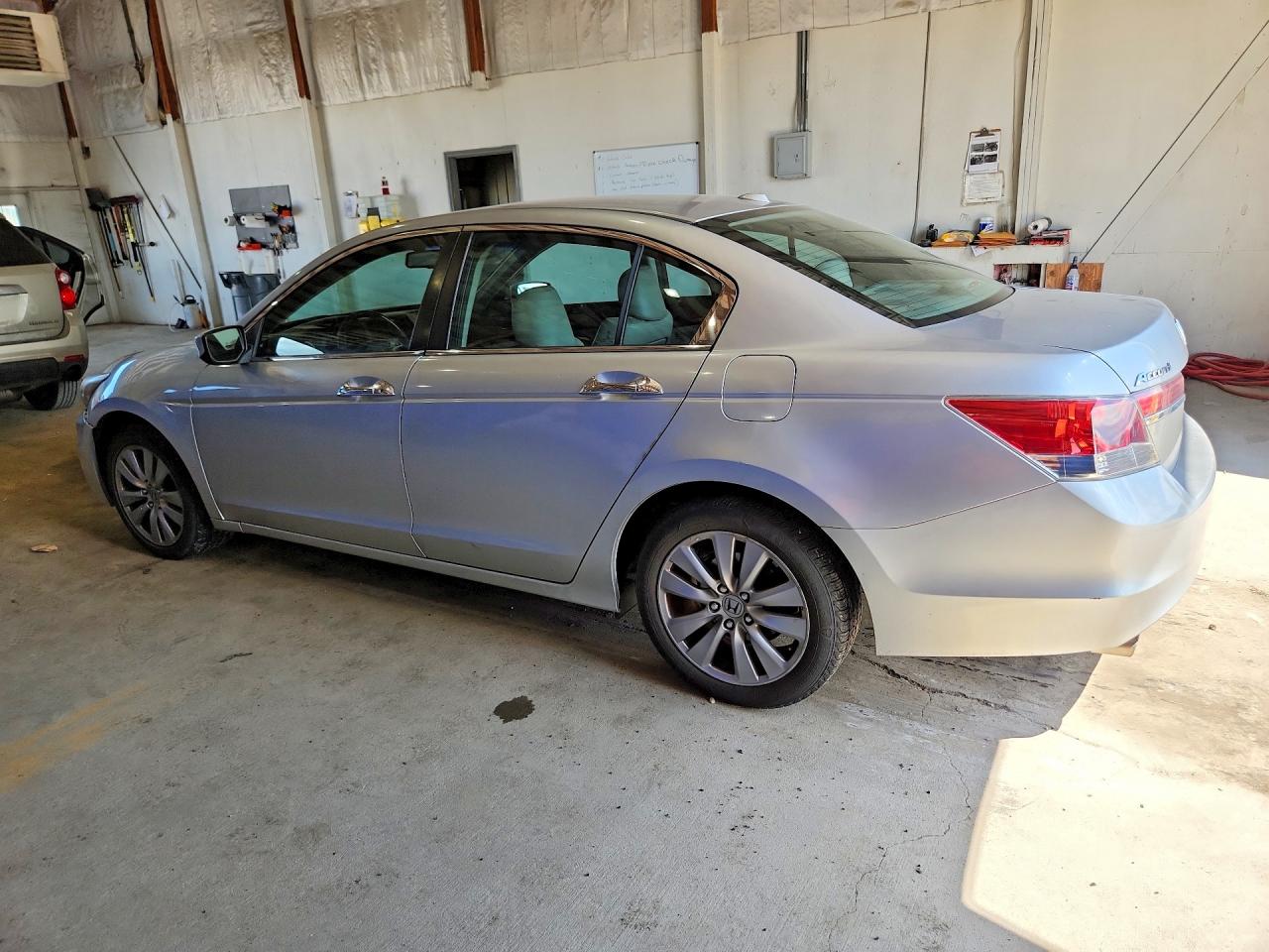 2012 Honda Accord Exl Silver vin: 1HGCP3F89CA016740