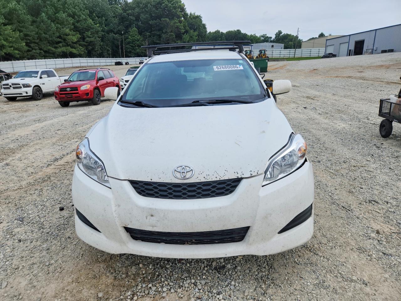 2009 Toyota Matrix Base White vin: 2T1KU40E39C046599