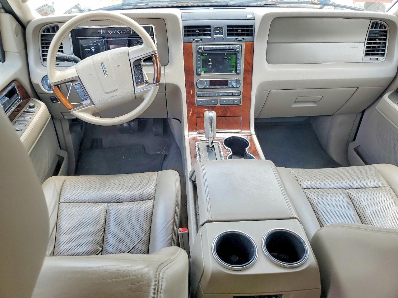 2014 Lincoln Navigator Белый vin: 5LMJJ2H58EEL07867