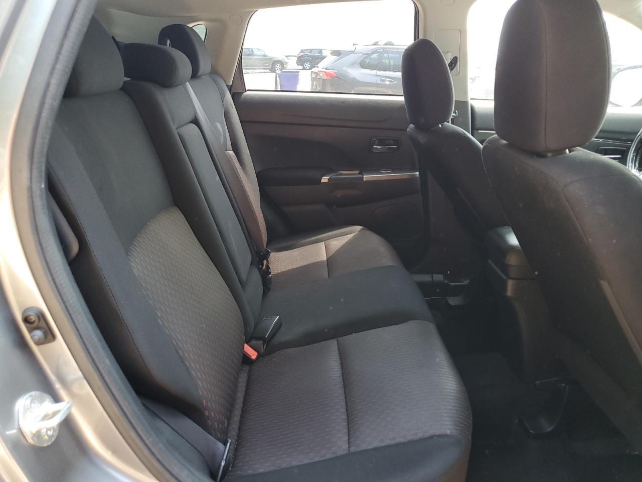 2019 Mitsubishi Outlander Sport Se Gray vin: JA4AP4AU3KU017972