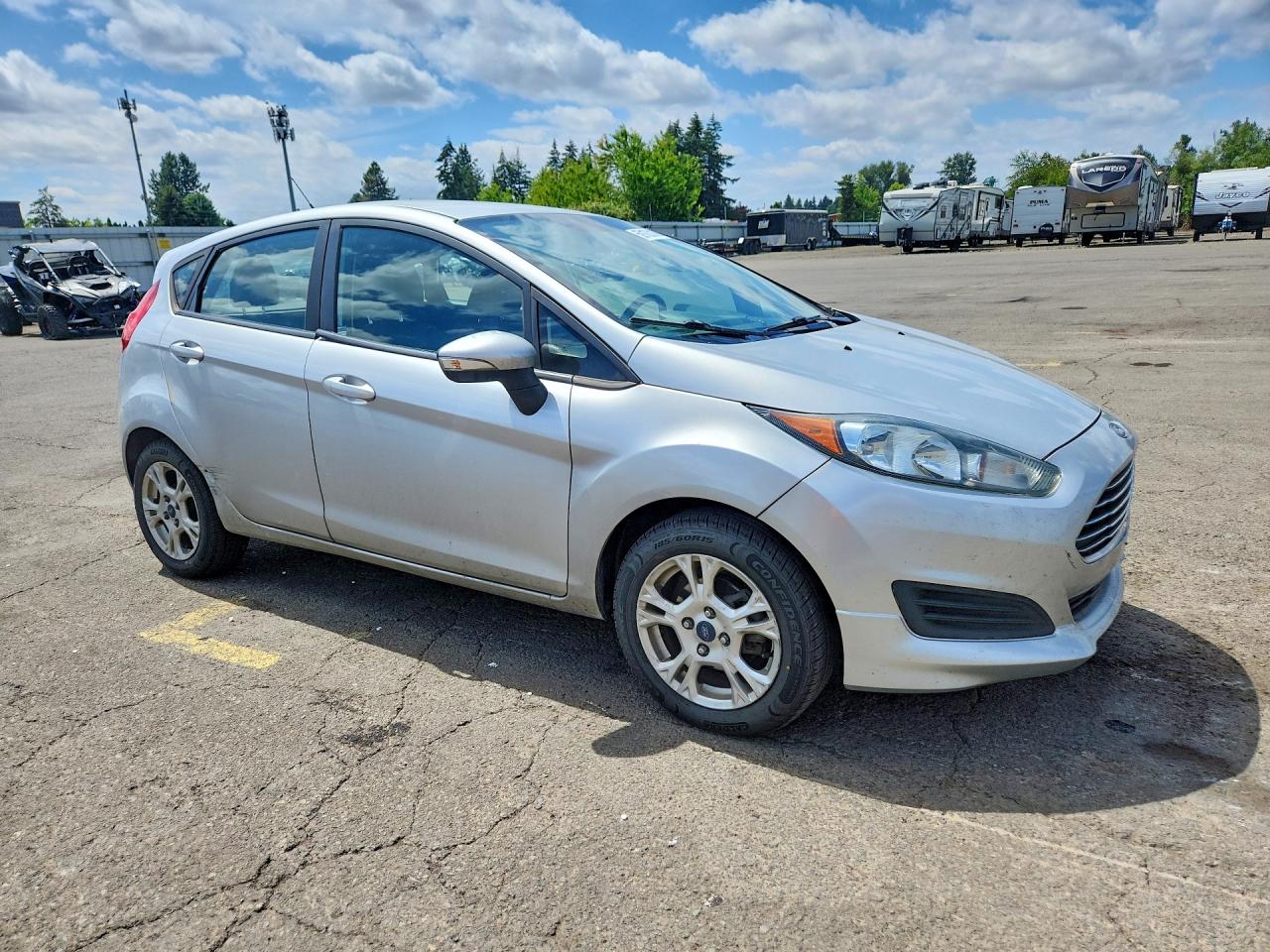2015 Ford Fiesta Se Silver vin: 3FADP4EJ0FM123637