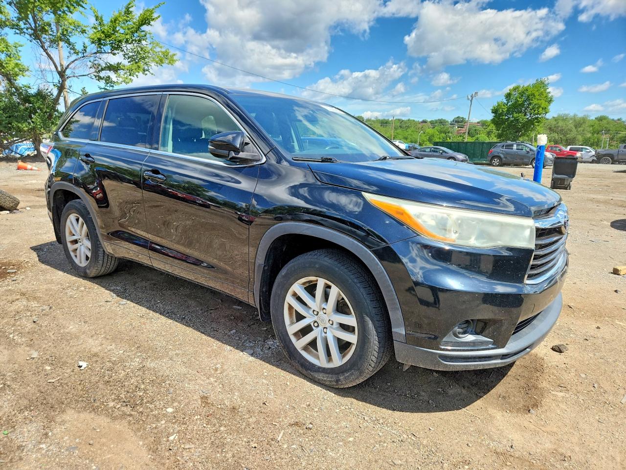 2015 Toyota Highlander Le Black vin: 5TDZARFH8FS011775