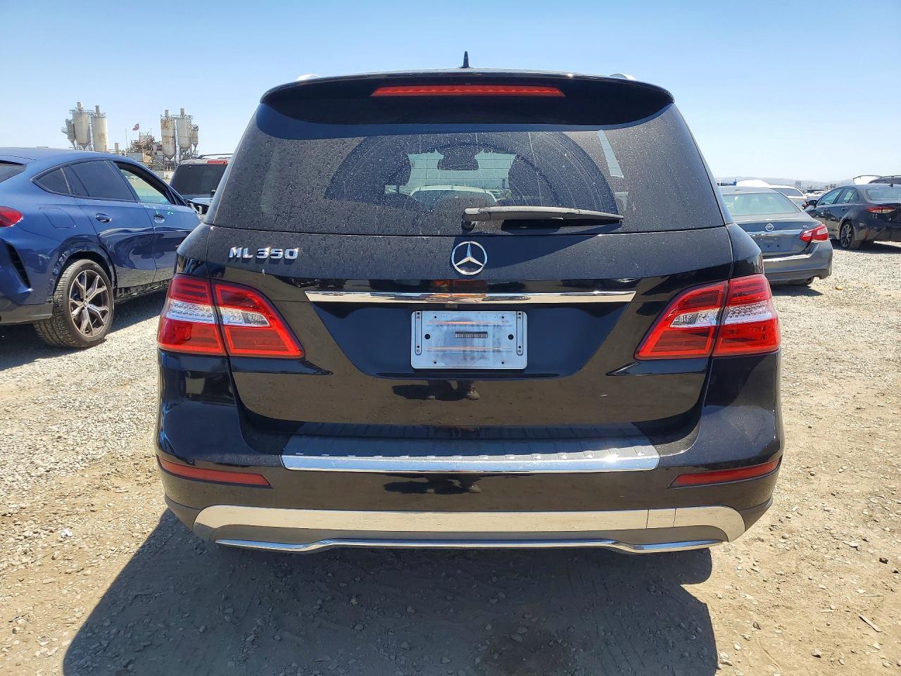 2013 Mercedes-benz Ml 350 Black vin: 4JGDA5JB4DA102909