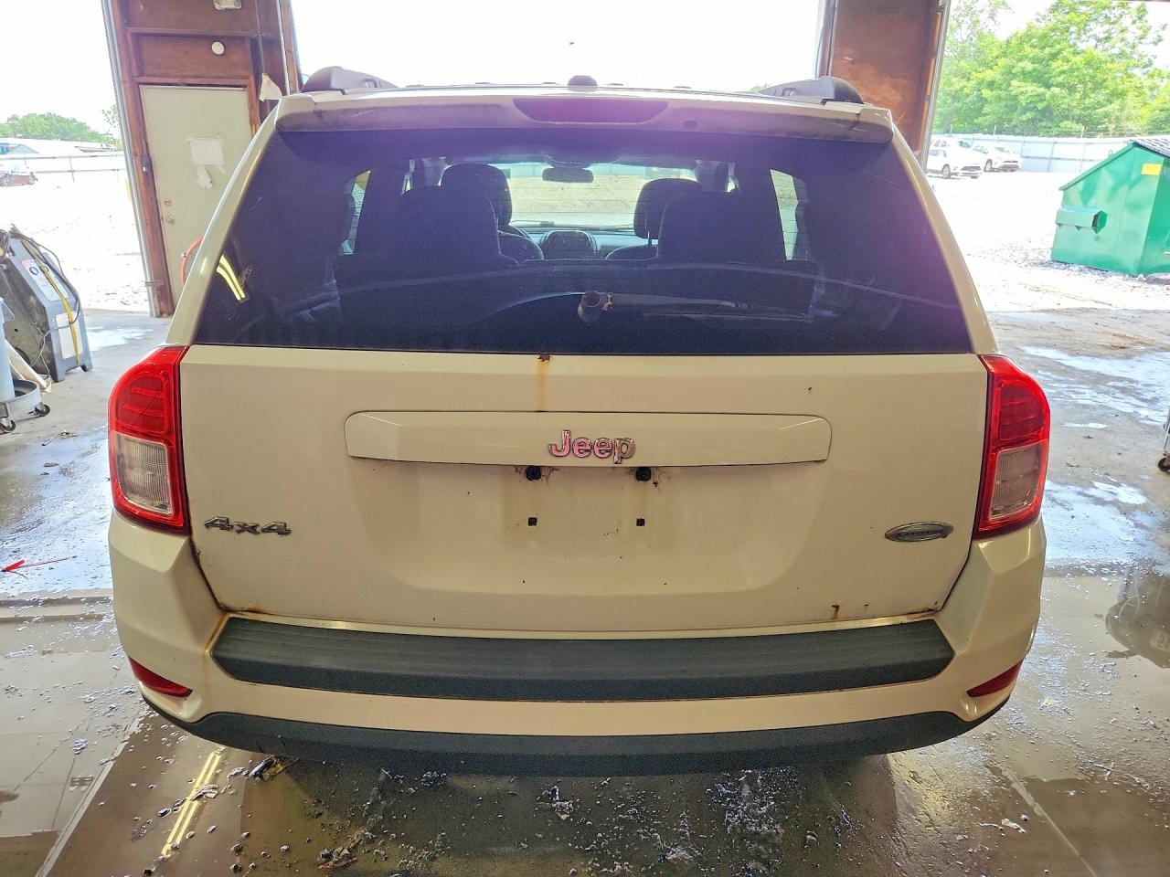 2011 Jeep Compass Sport White vin: 1J4NF1FB7BD180229