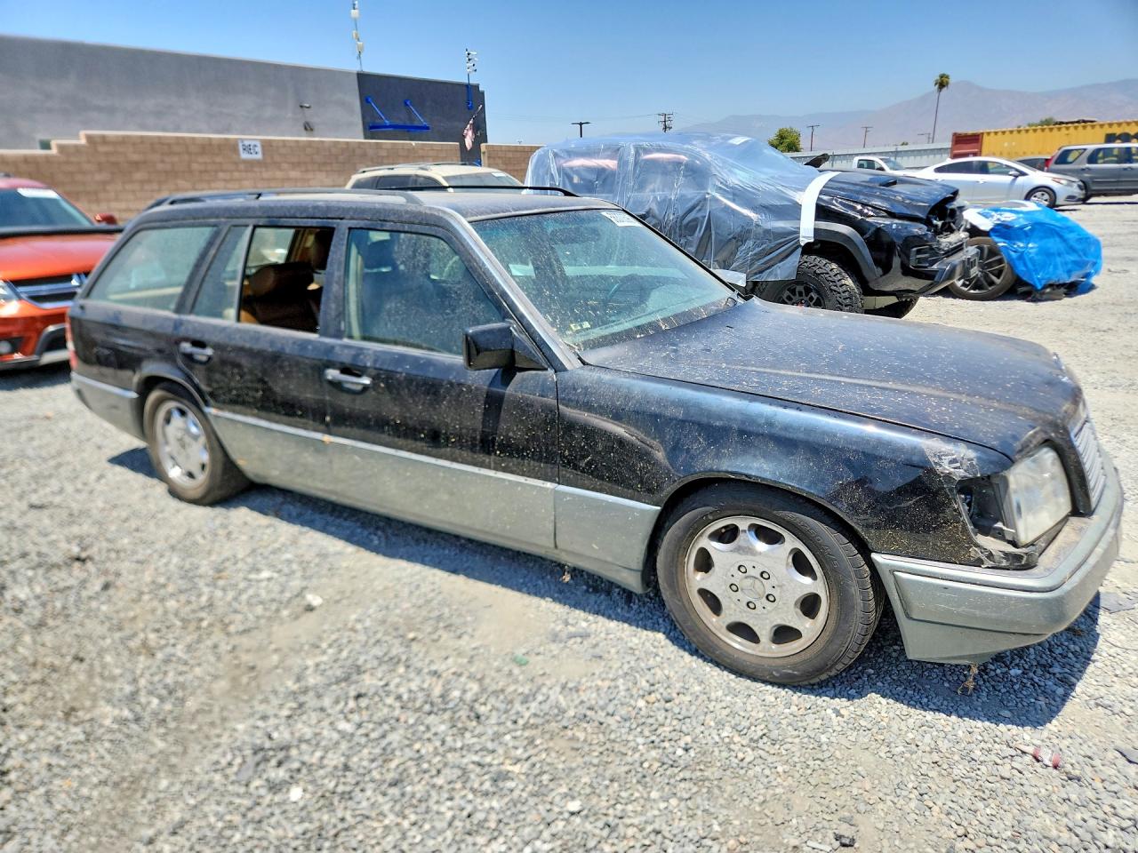 1995 Mercedes-benz E 320 Черный vin: WDBEA92E5SF336113