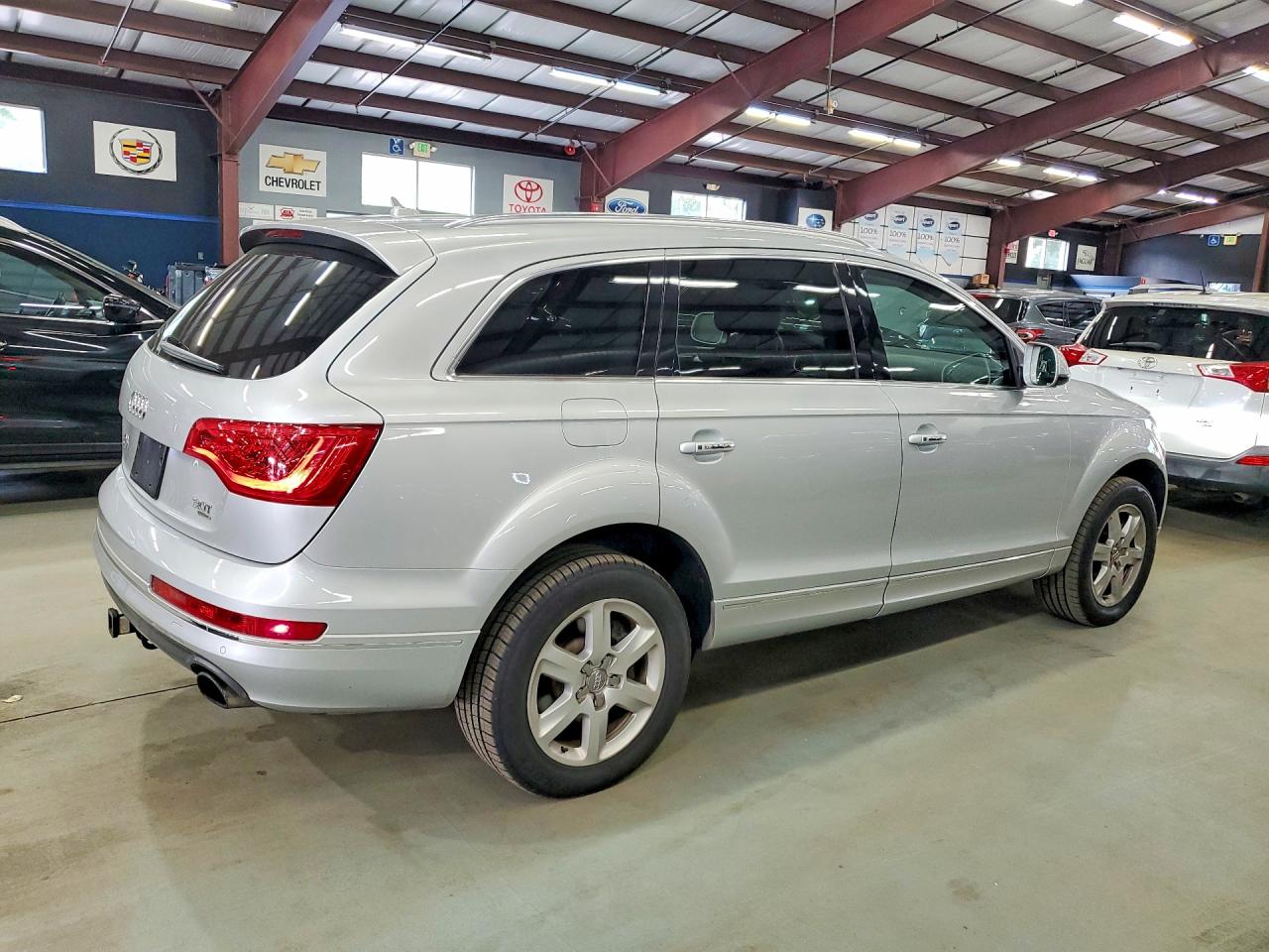 2015 Audi Q7 Premium Plus Silver vin: WA1LGAFE3FD000913