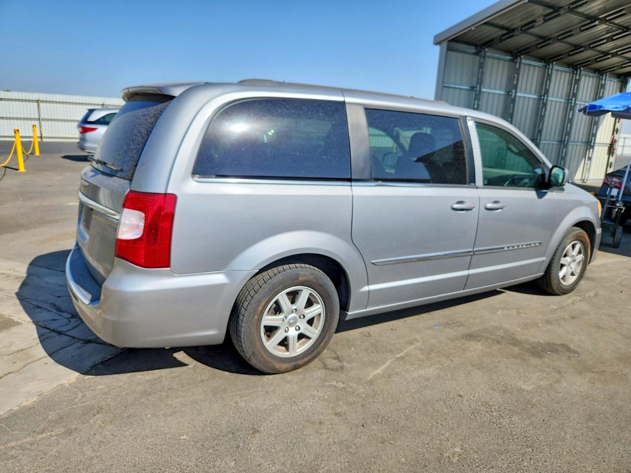 2013 Chrysler Town & Country Touring Серебряный vin: 2C4RC1BG3DR630072