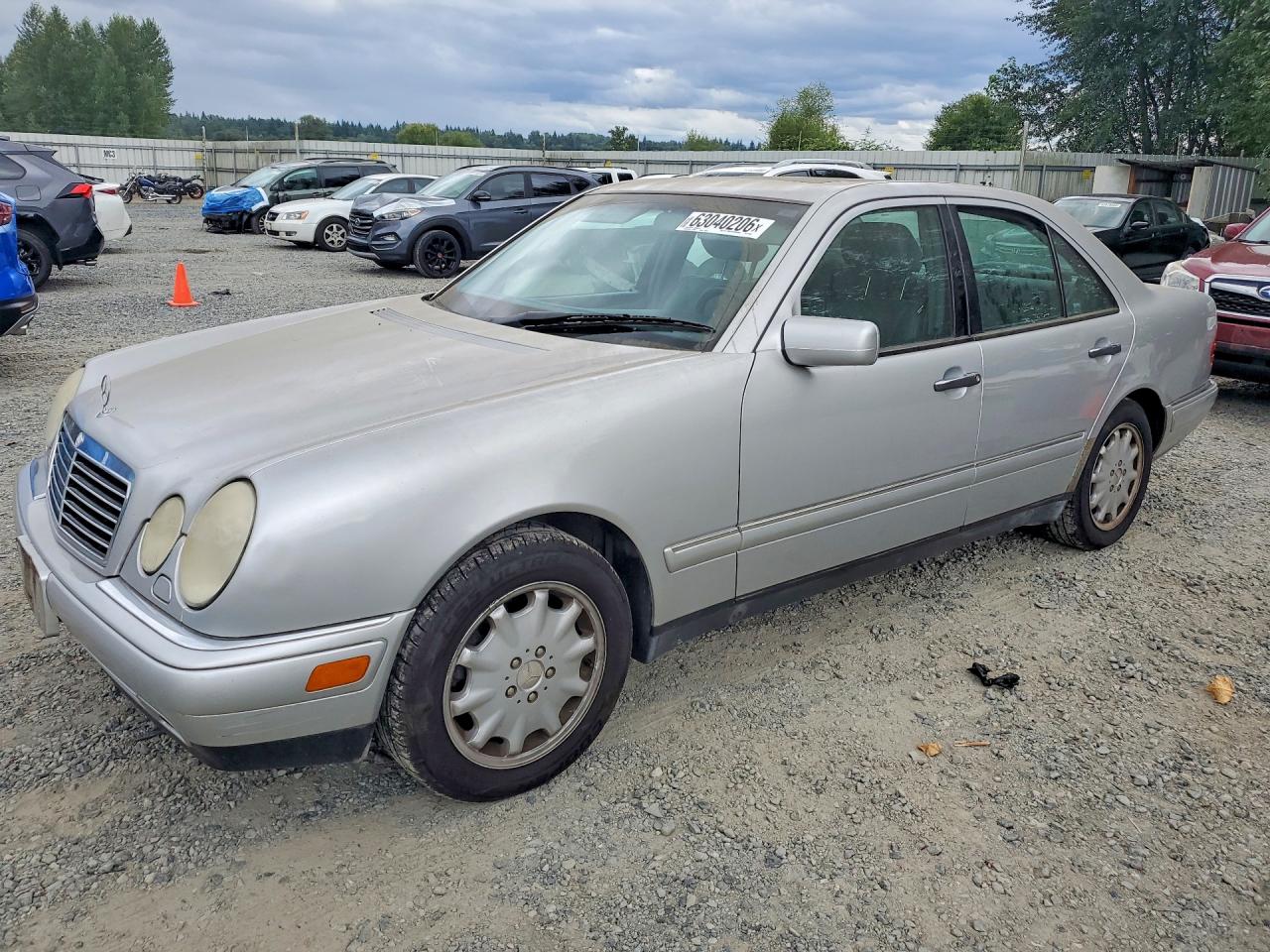 1999 Mercedes-benz E 320 4matic Silver vin: WDBJF82H4XX018540