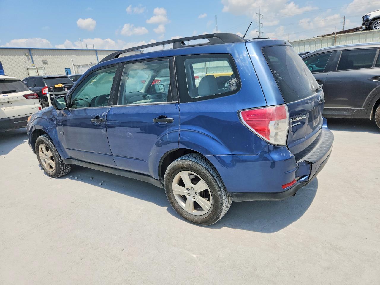 2013 Subaru Forester 2.5x Blue vin: JF2SHABC9DH422386