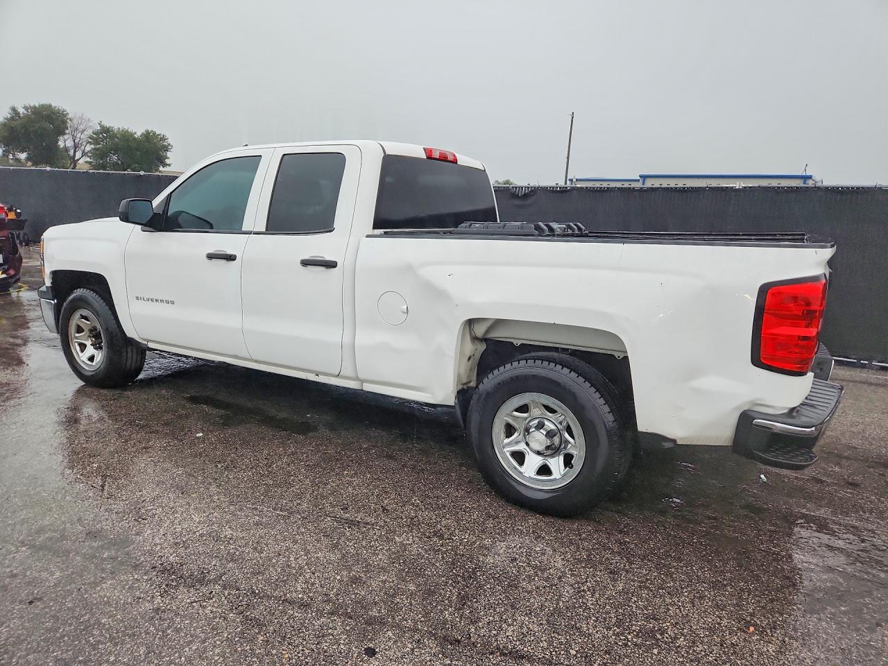 2014 Chevrolet Silverado C1500 White vin: 1GCRCPEHXEZ281412
