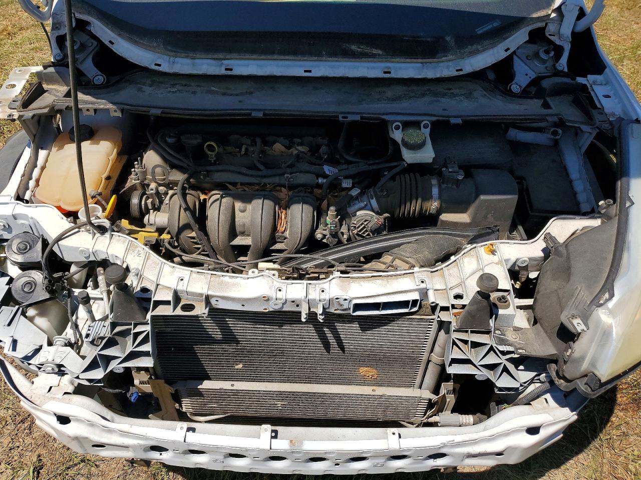2014 Ford Escape S Белый vin: 1FMCU0F78EUB48592