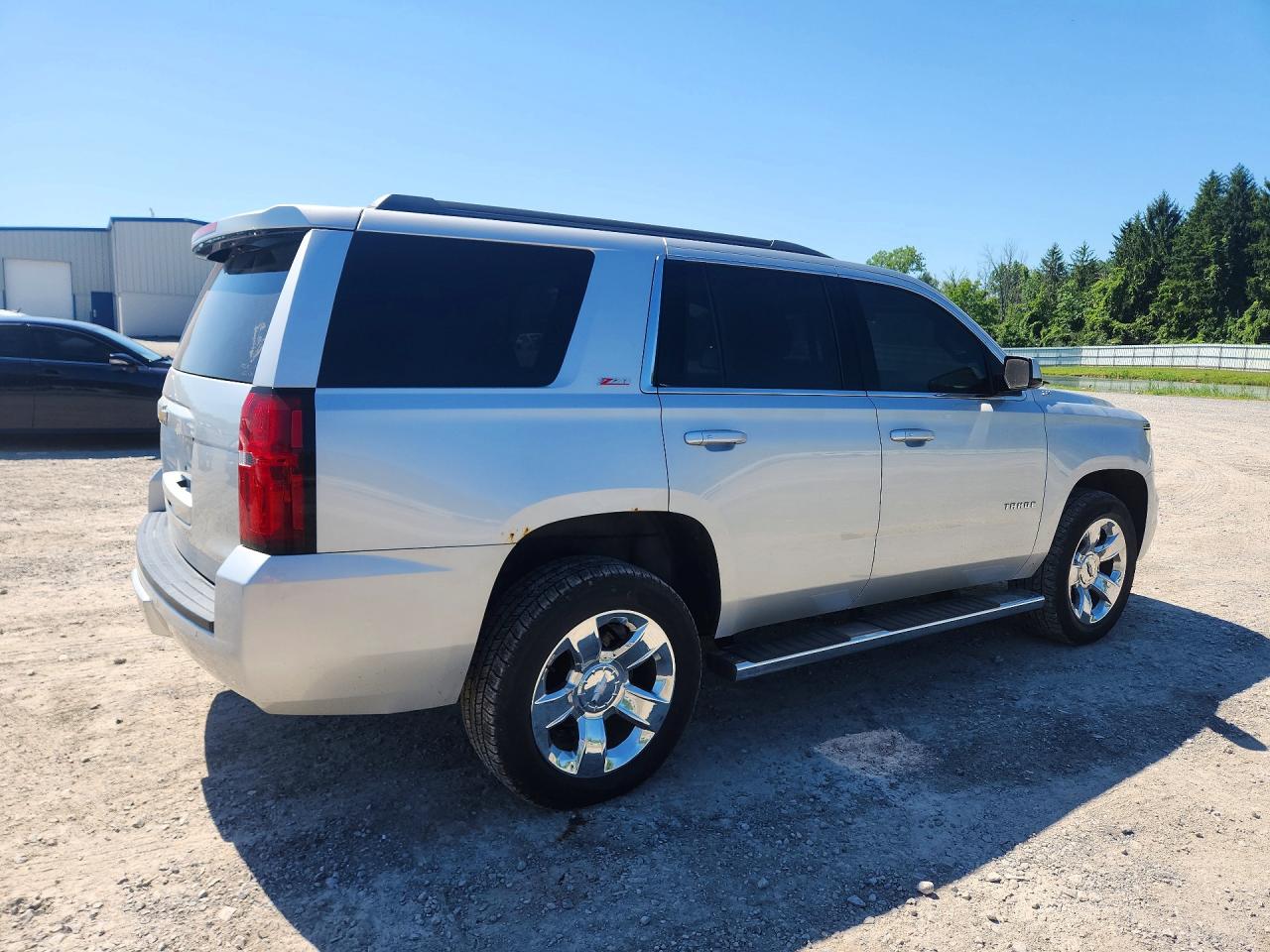 2015 Chevrolet Tahoe K1500 Lt Серебряный vin: 1GNSKBKC2FR727187