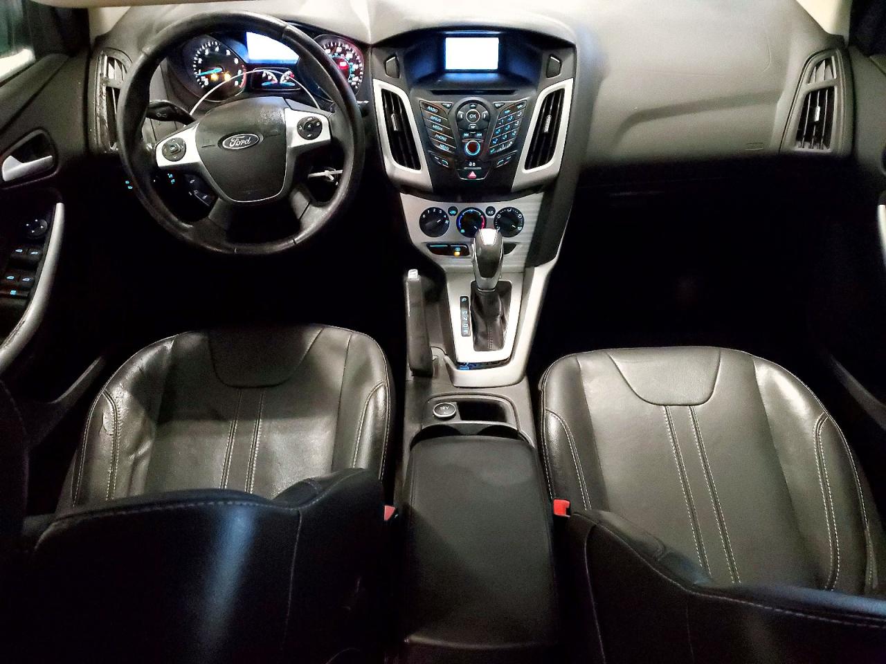 2014 Ford Focus Se Blue vin: 1FADP3F21EL324822