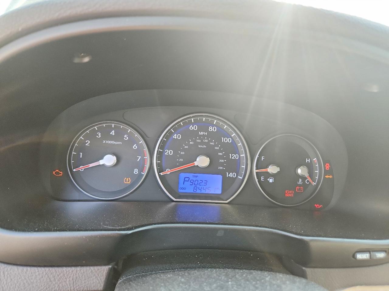 2012 Hyundai Santa Fe Gls Gray vin: 5XYZGDAB8CG154061
