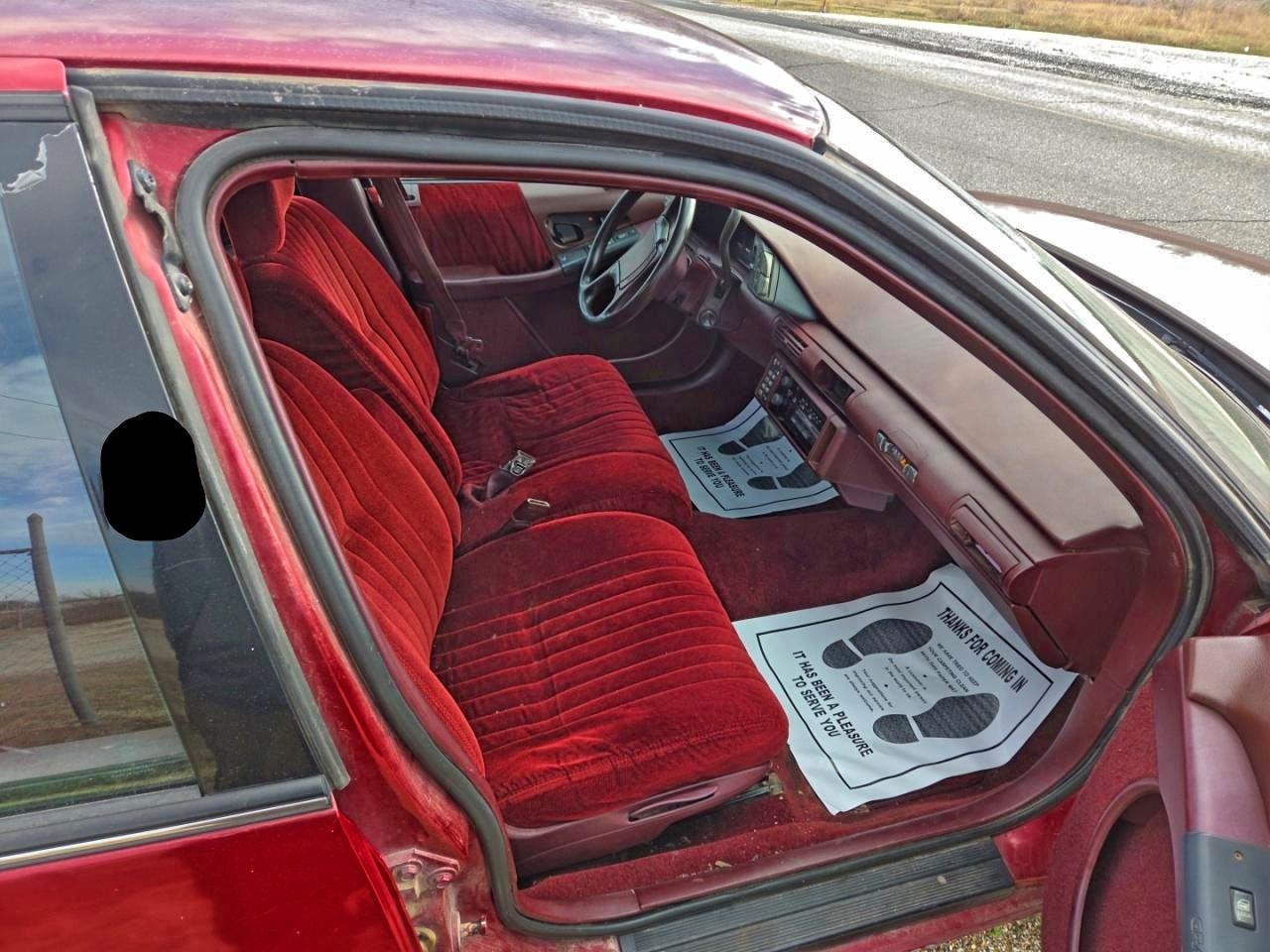 1993 Pontiac Grand Prix Le Red vin: 1G2WH54T4PF205840