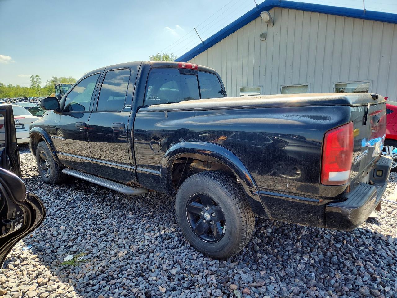 2002 Dodge Ram 1500 Black vin: 3D7HU18N82G143912