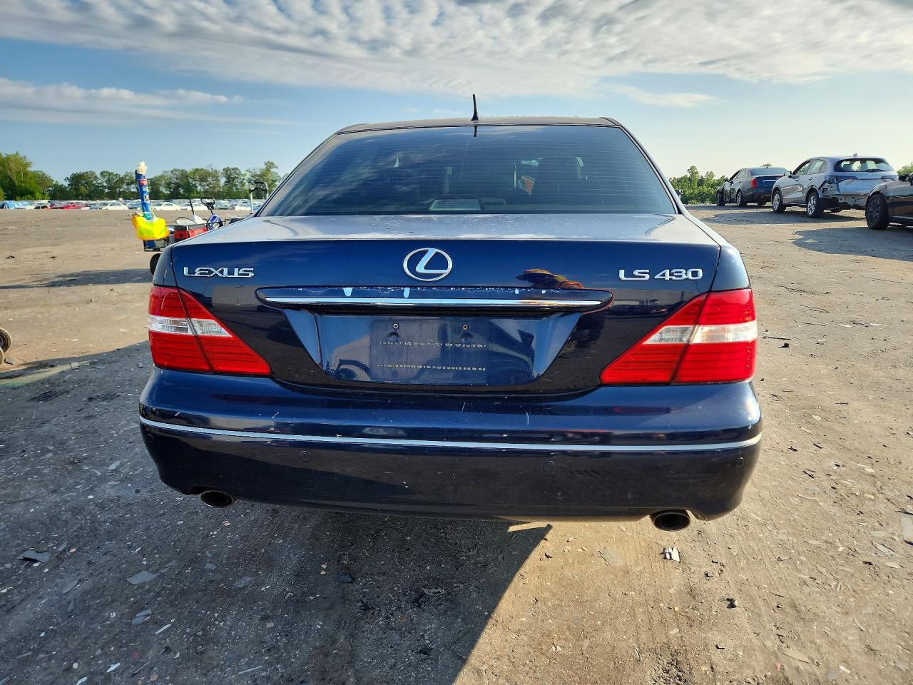 2005 Lexus Ls 430 Blue vin: JTHBN36FX55012916