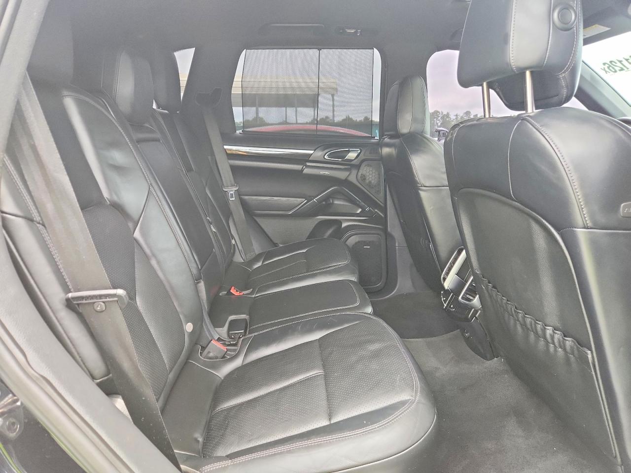 2013 Porsche Cayenne Black vin: WP1AF2A25DLA22397