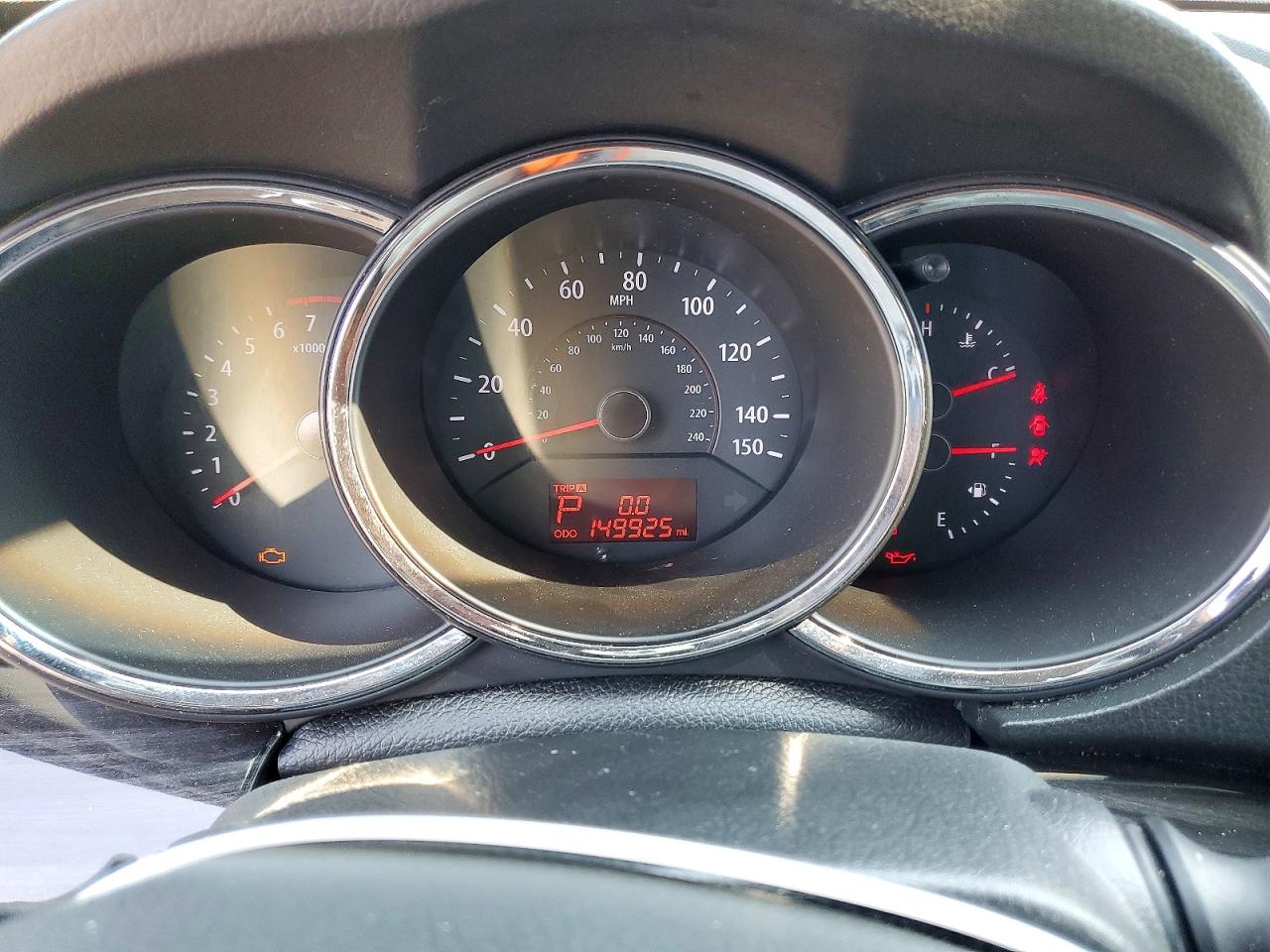 2012 Kia Sorento Lx Maroon vin: 5XYKT3A64CG222057