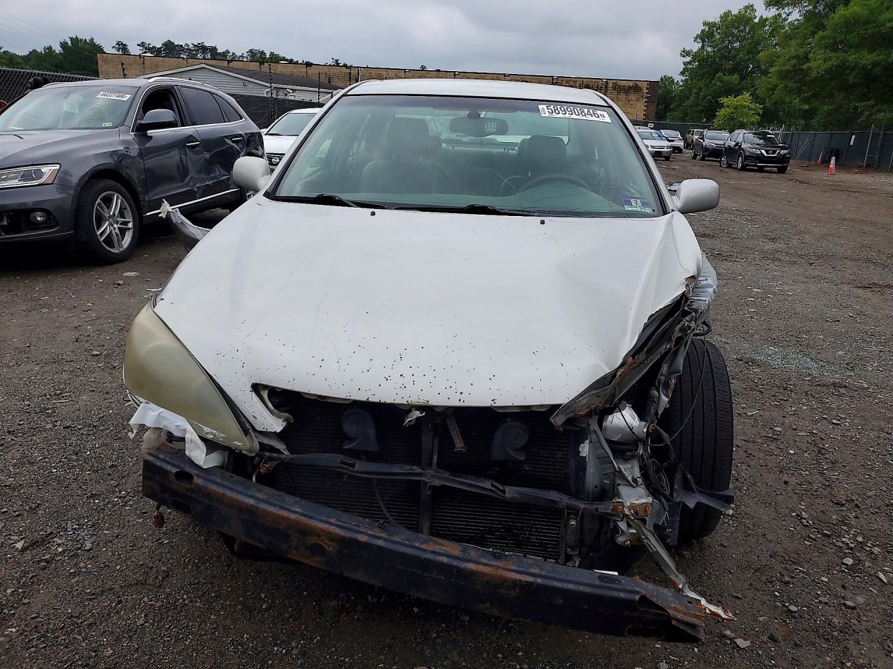 2002 Toyota Camry Xle Silver vin: 4T1BE32K12U058040