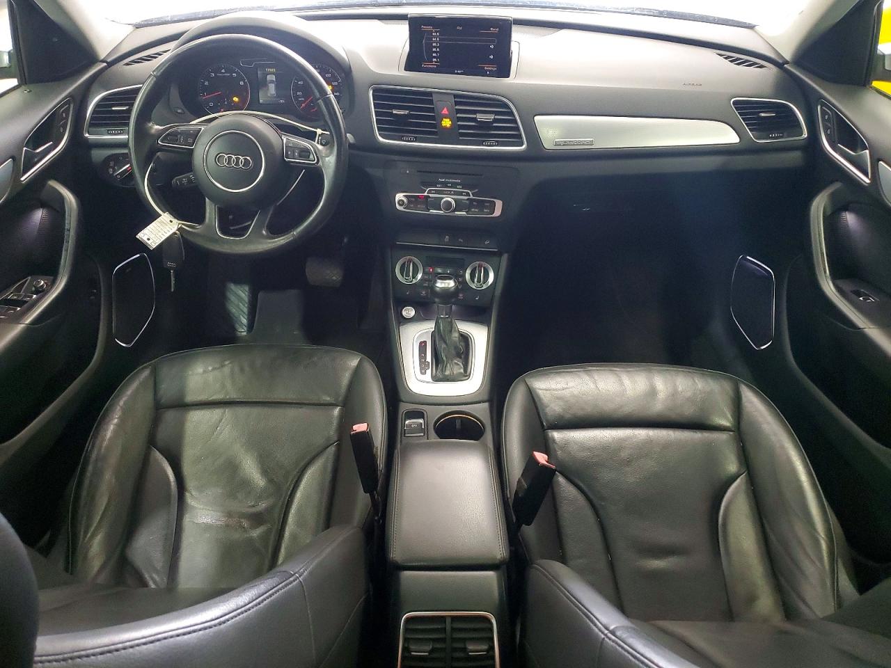 2015 Audi Q3 Prestige Silver vin: WA1GFCFSXFR010766