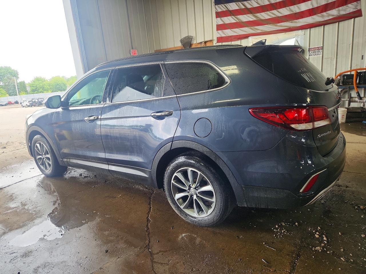 2017 Hyundai Santa Fe Se Blue vin: KM8SMDHF7HU190750