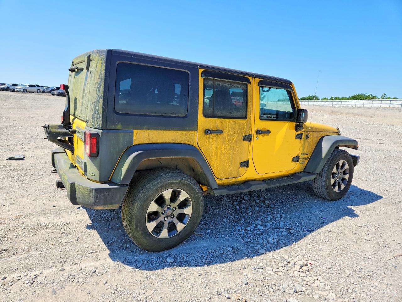 2015 Jeep Wrangler Unlimited Sport Yellow vin: 1C4BJWDGXFL679329