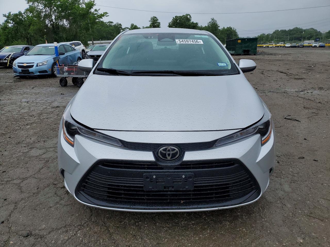 2025 Toyota Corolla Le Silver vin: 5YFB4MDEXSP277841