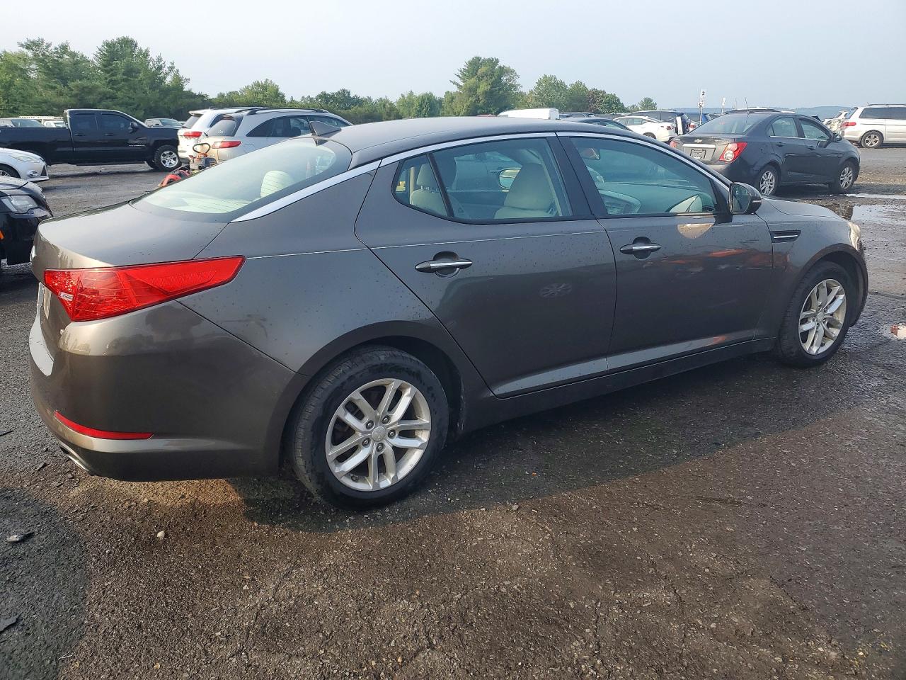 2012 Kia Optima Lx Серый vin: 5XXGM4A79CG066992