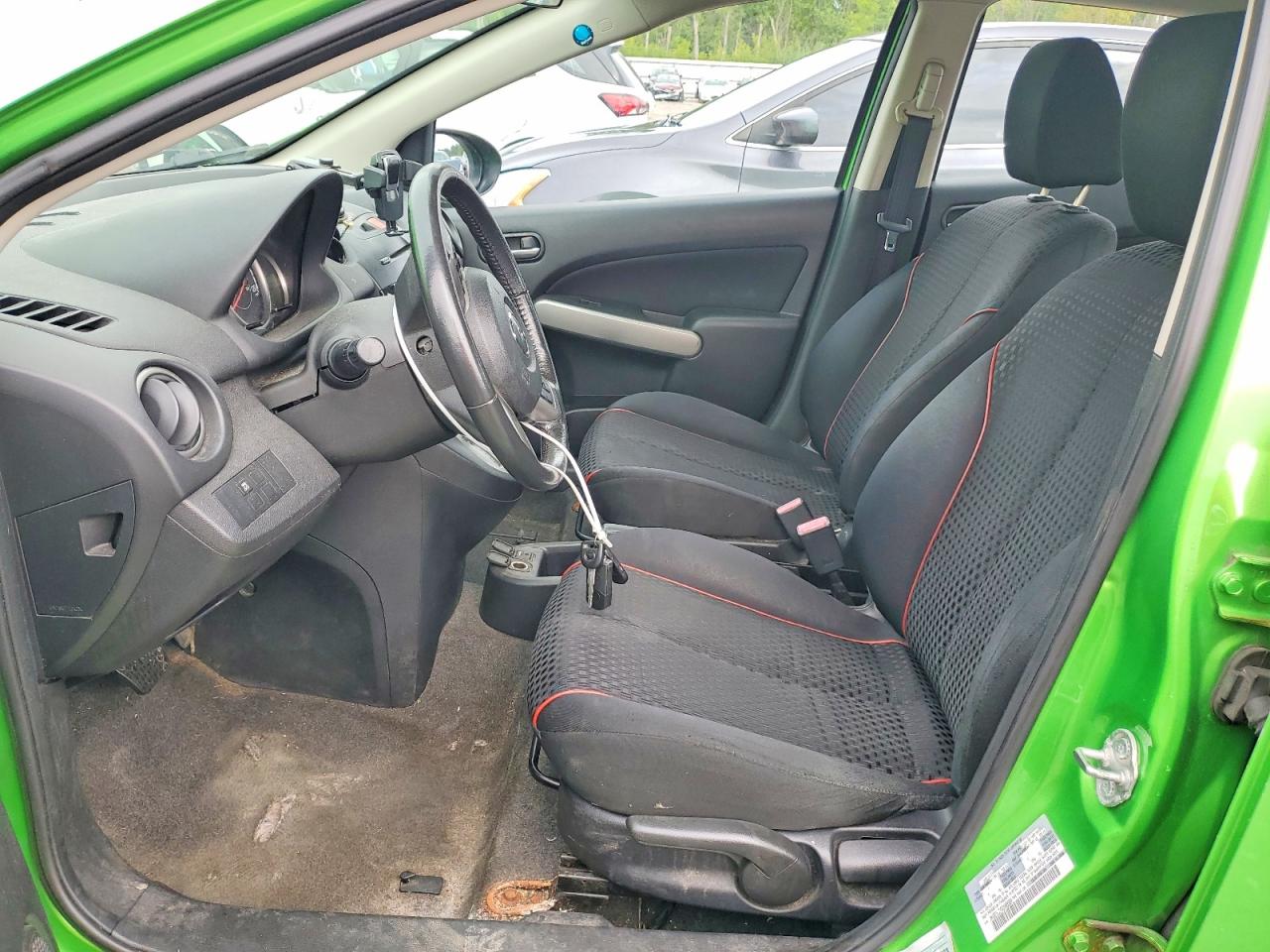 2013 Mazda Mazda2 Green vin: JM1DE1LZXD0163599