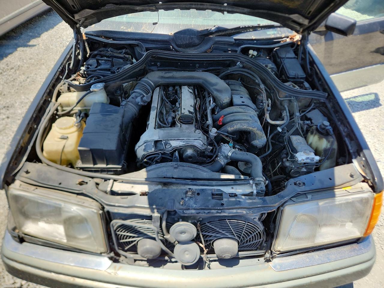 1995 Mercedes-benz E 320 Черный vin: WDBEA92E5SF336113