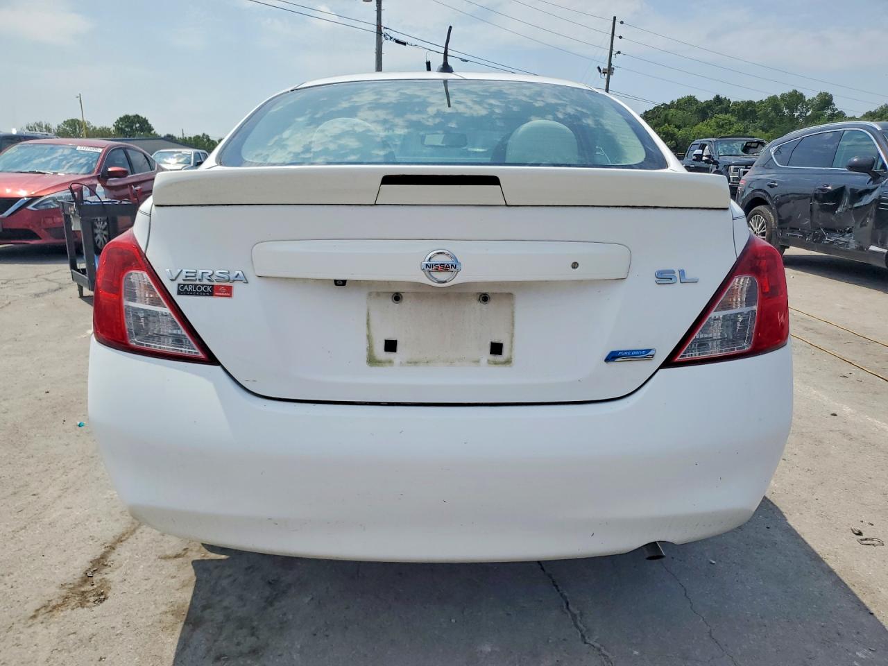 2013 Nissan Versa 1.6 S White vin: 3N1CN7AP6DL869362