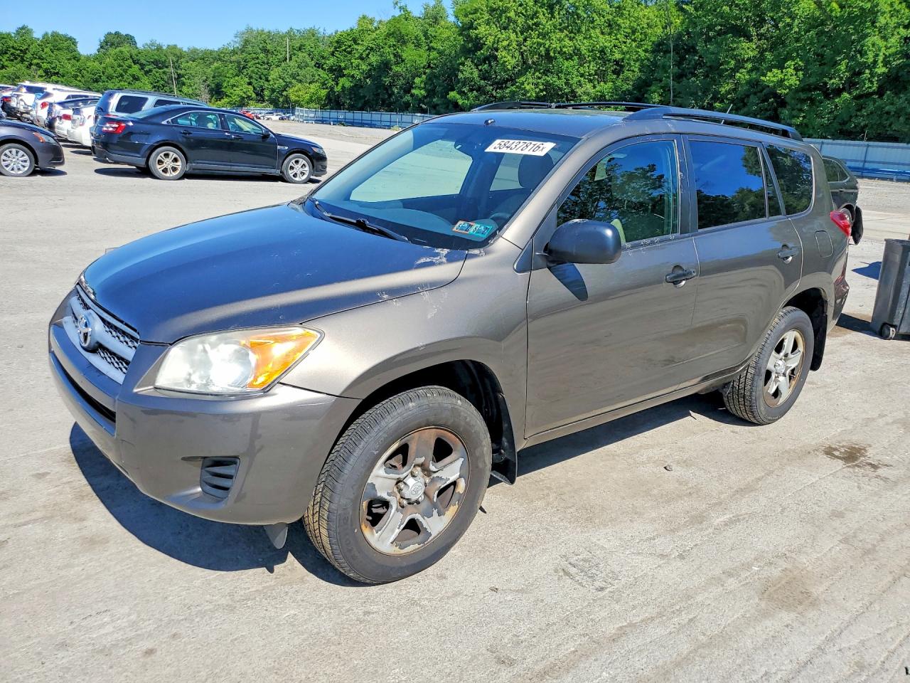 2011 Toyota Rav4 Base Brown vin: 2T3BF4DV9BW086993