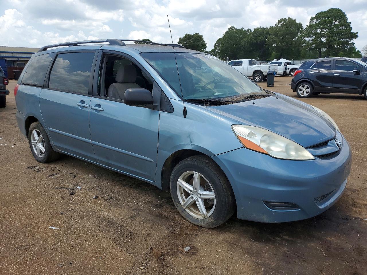 2009 Toyota Sienna Le 8-passenger Blue vin: 5TDZK23C99S246686