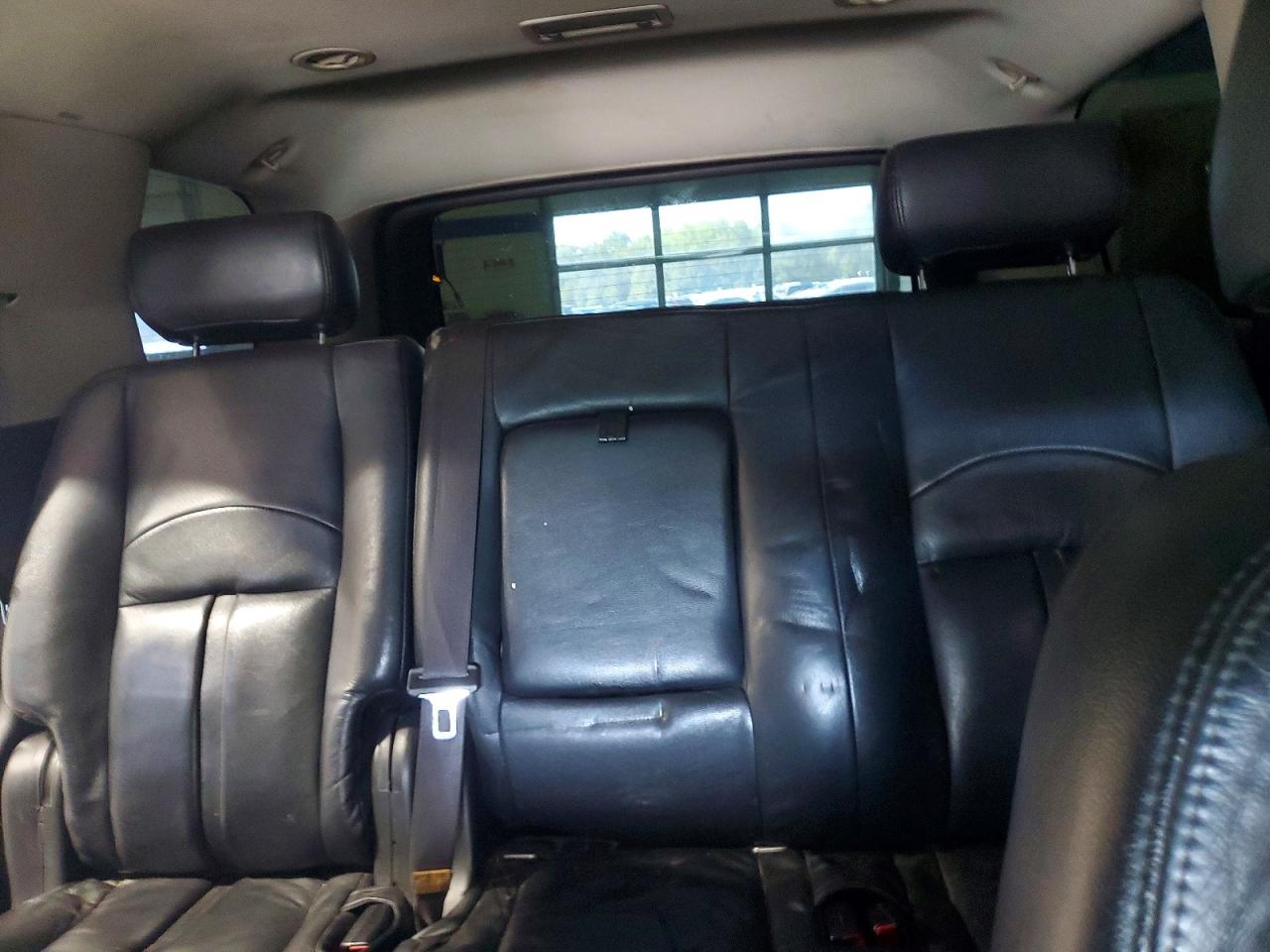 2008 Chevrolet Tahoe K1500 Black vin: 1GNFK13028J220176