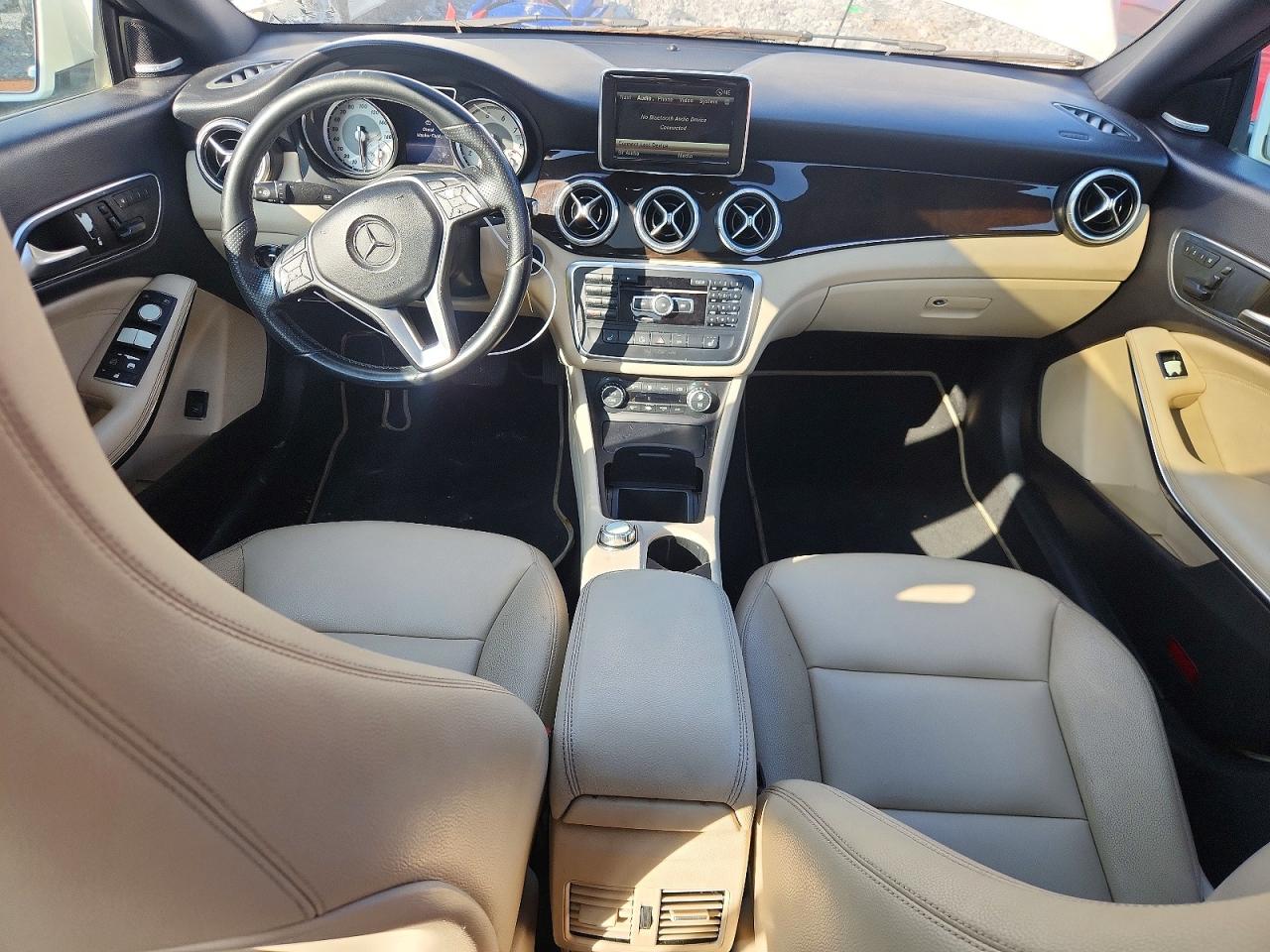 2014 Mercedes-benz Cla 250 White vin: WDDSJ4EB2EN160985