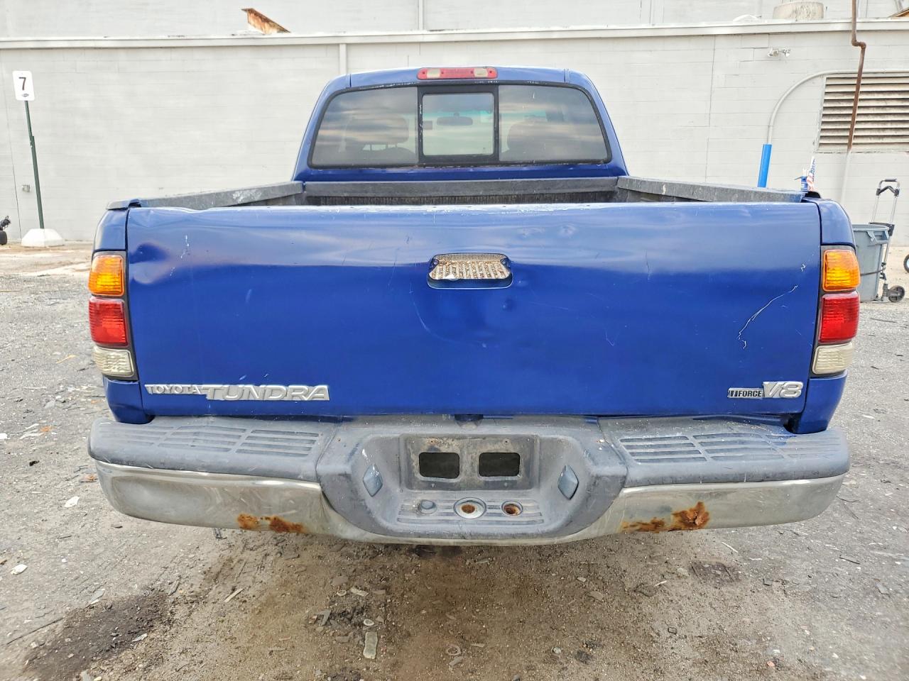 2002 Toyota Tundra Sr5 Blue vin: 5TBRN34132S229200