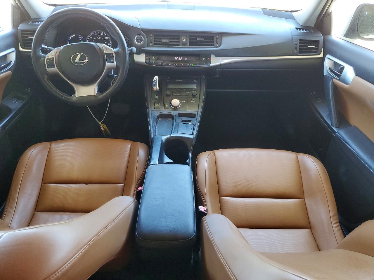 2011 Lexus Ct 200 White vin: JTHKD5BH6B2030641