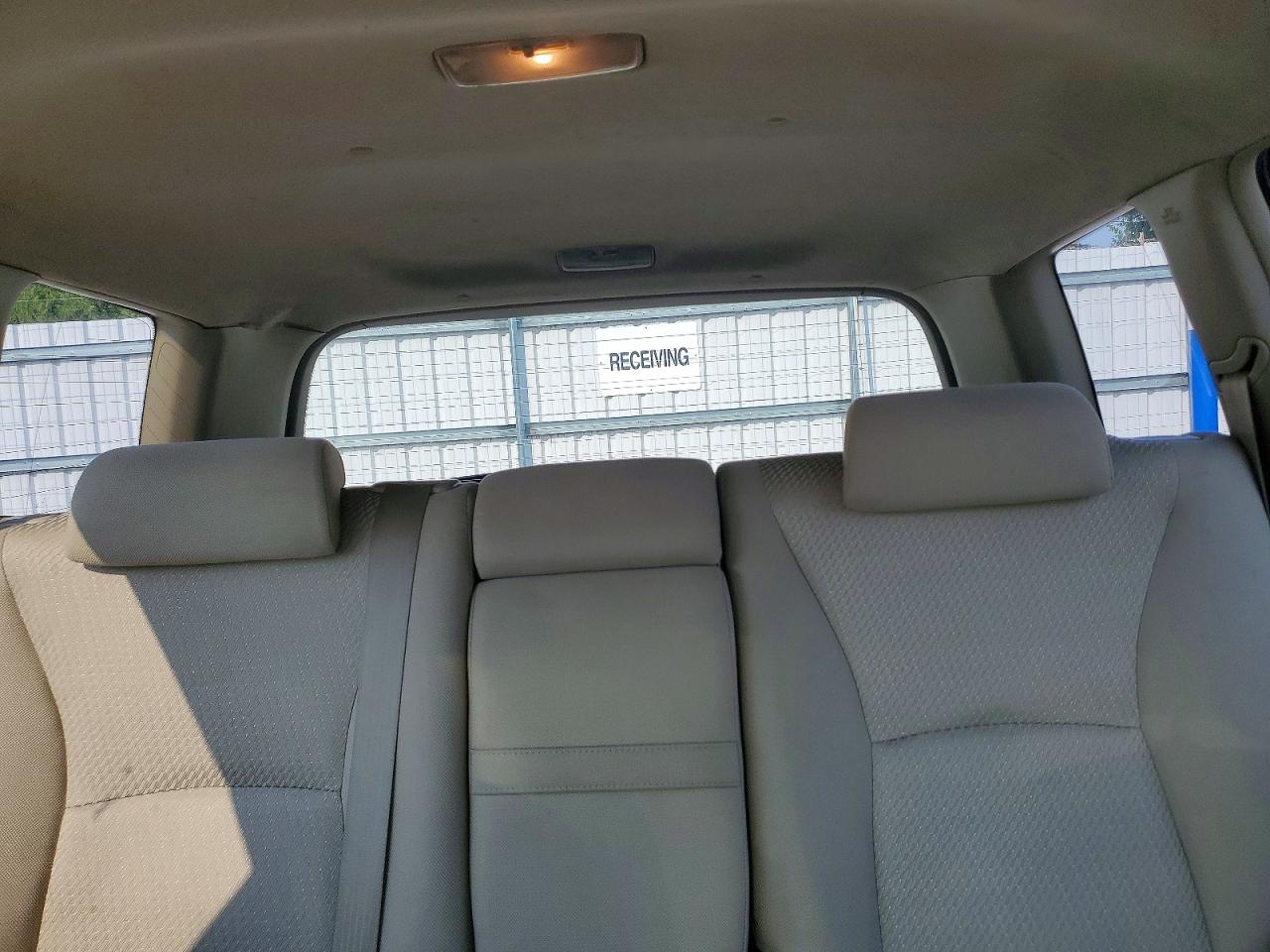 2007 Toyota Highlander Hybrid White vin: JTEHW21A370040440