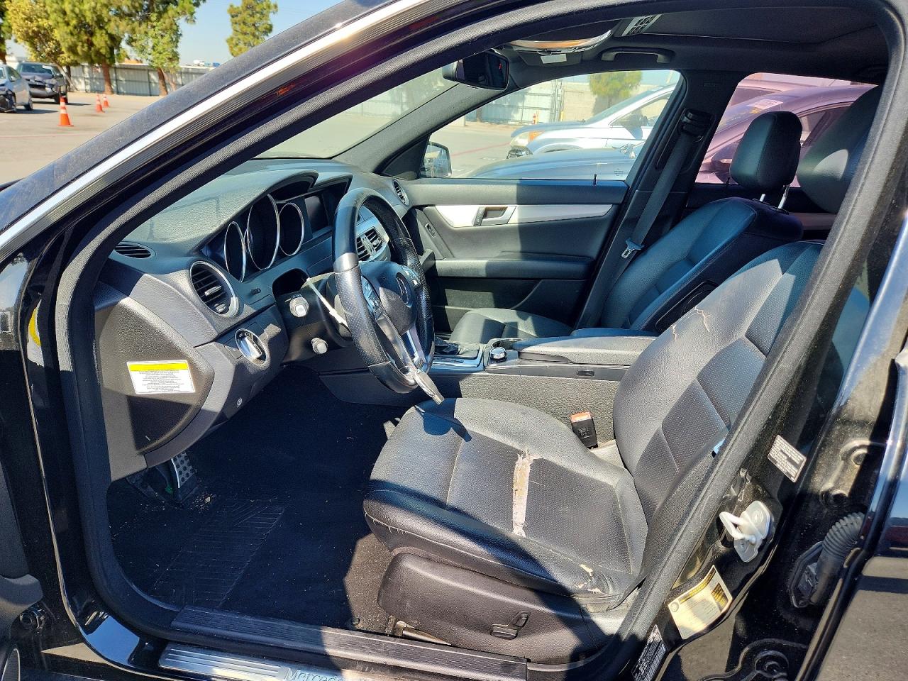 2013 Mercedes-benz C 250 Black vin: WDDGF4HB3DR257896