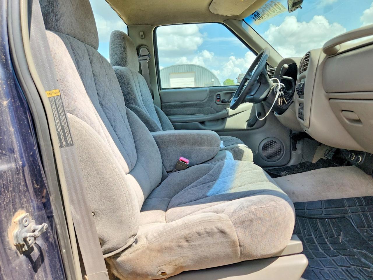 2000 Gmc Sonoma Blue vin: 1GTCS1443Y8150112