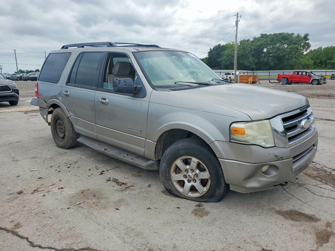 2008 Ford Expedition Xlt Silver vin: 1FMFU16588LA03211